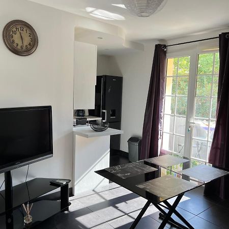 L'Appart Isa&Marc T2 Avec Rez-De-Jardin Bormes-les-Mimosas Exteriér fotografie